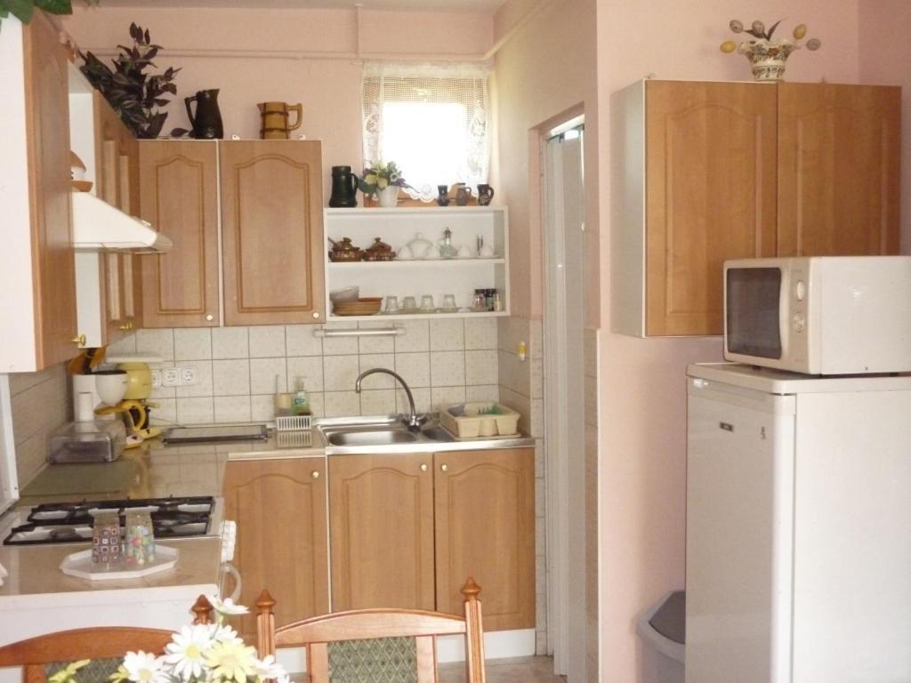 Kehidakustány Barbara Apartmanhaz מראה חיצוני תמונה