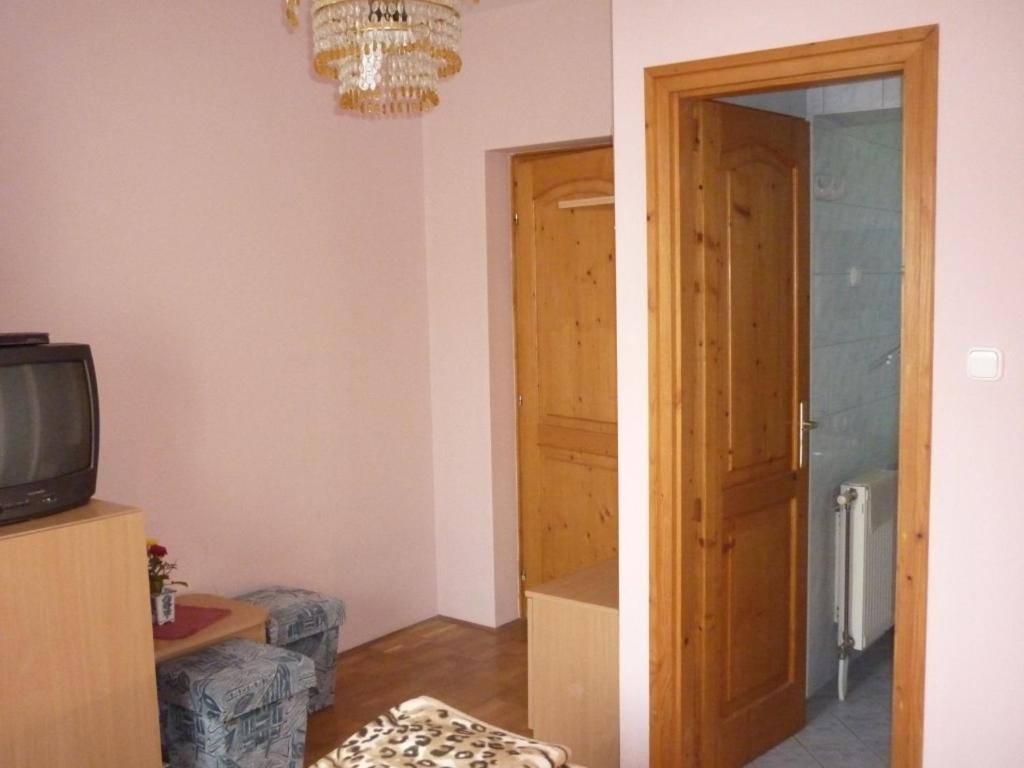Kehidakustány Barbara Apartmanhaz מראה חיצוני תמונה