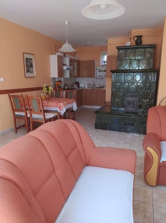 Kehidakustány Barbara Apartmanhaz מראה חיצוני תמונה