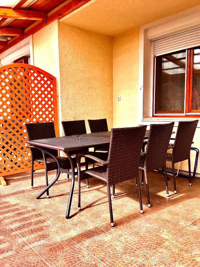 Kehidakustány Barbara Apartmanhaz מראה חיצוני תמונה