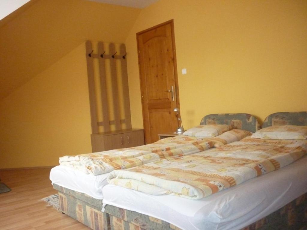 Kehidakustány Barbara Apartmanhaz מראה חיצוני תמונה