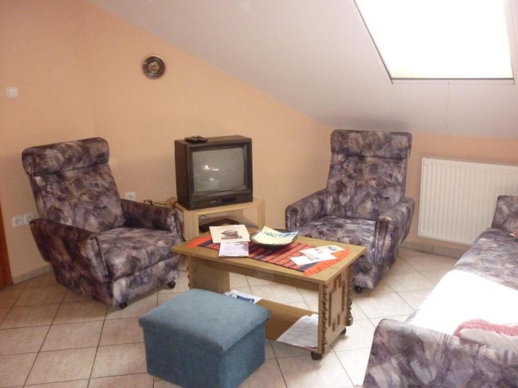 Kehidakustány Barbara Apartmanhaz מראה חיצוני תמונה